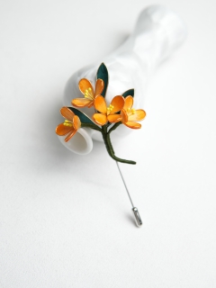 【条码价:205】玉瓣秋痕250800079